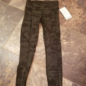 SOLD....do not buy.  Fast and free